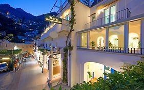 Hotel Bougainville